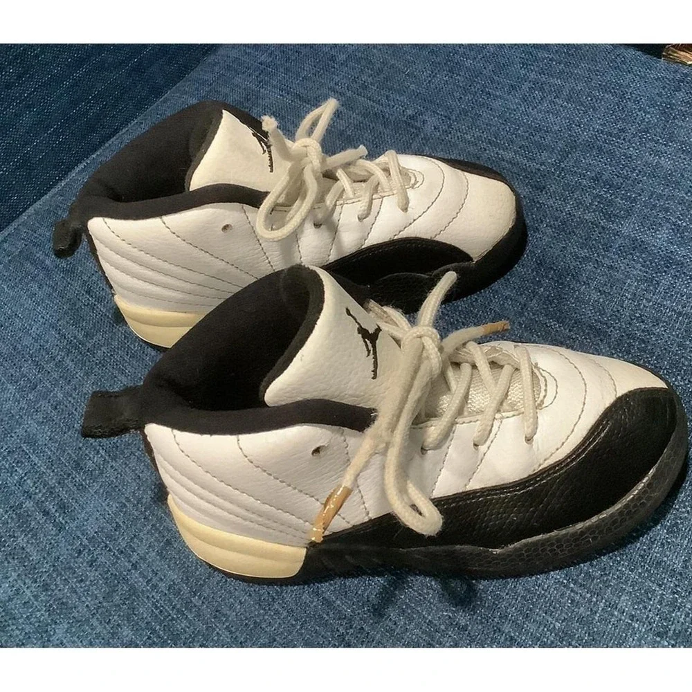 'Toddler Air Jordan 12 Retro Athletic Shoes  Size 10C No box'